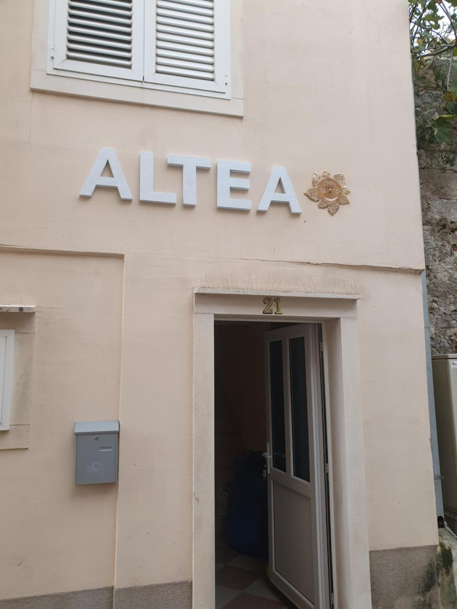 Altea Holidey Home With Jacuzzi And Free Parking Makarska Eksteriør bilde
